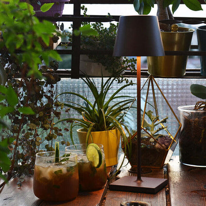 Outdoor Touch Table Lamps Desk Modern Bedroom Light Rechargeable Bar Cordless Restaurant Table Lamp with USB Charging Port